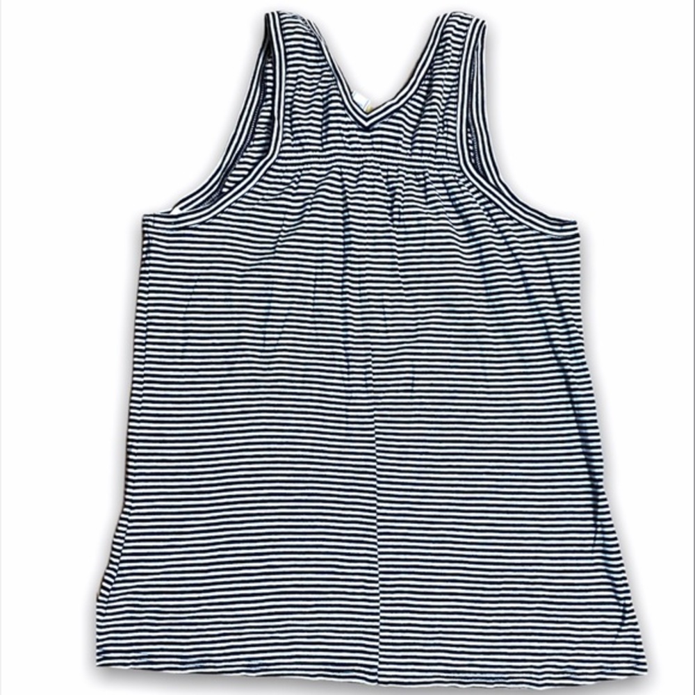 SUSINA SLEEVELESS TOP - Picture 2 of 3
